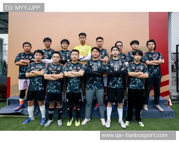 拜仁慕尼黑宣布皮萨罗启程亚洲行即将抵达成都展开活动